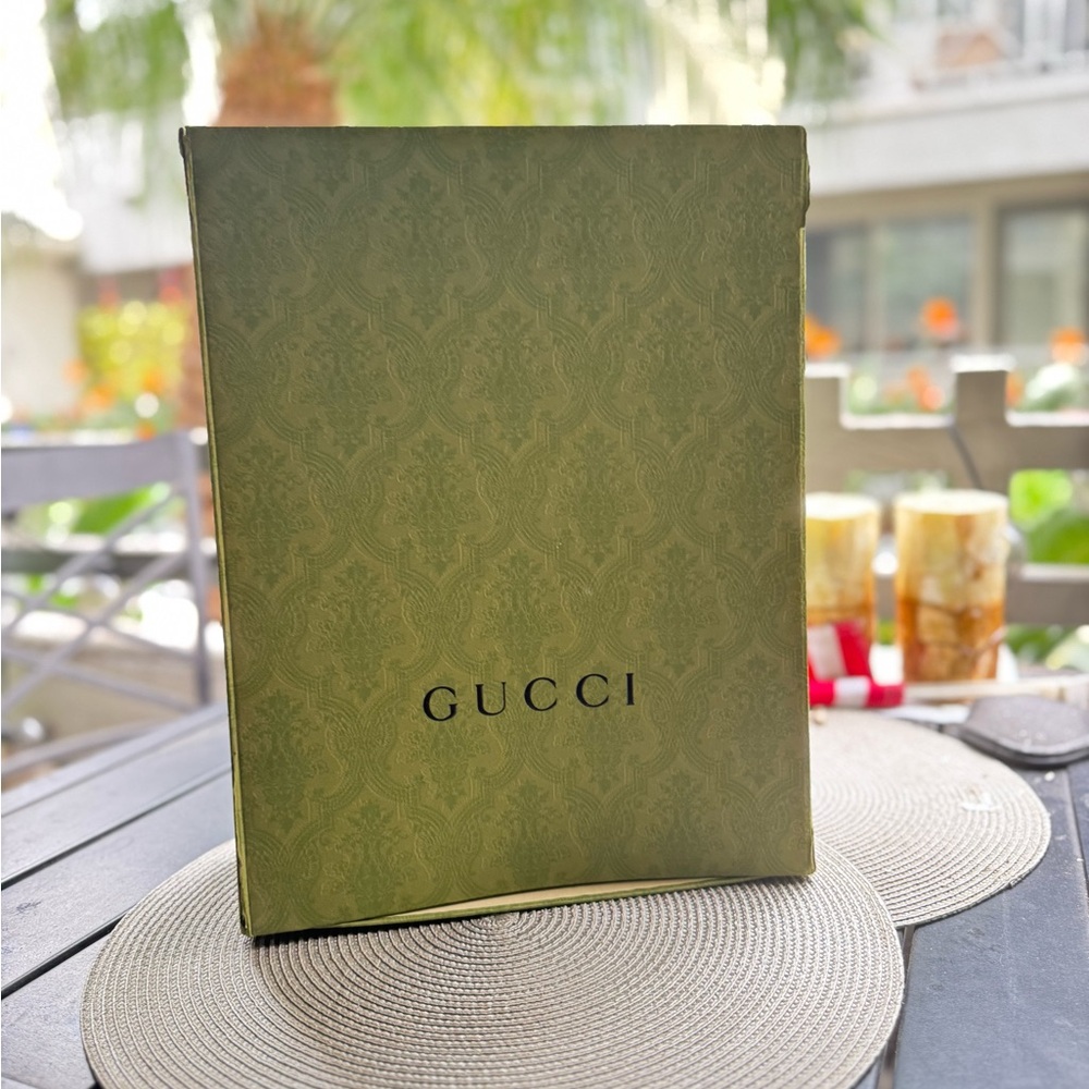 Gucci Green Patterned Box - Picture 3 of 3